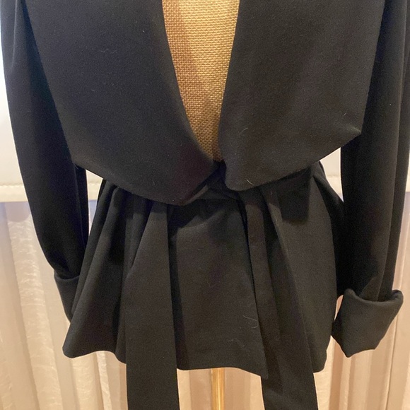 INDITEX Fabulous ladies unique black blazer with belt, size Medium - Picture 2 of 16